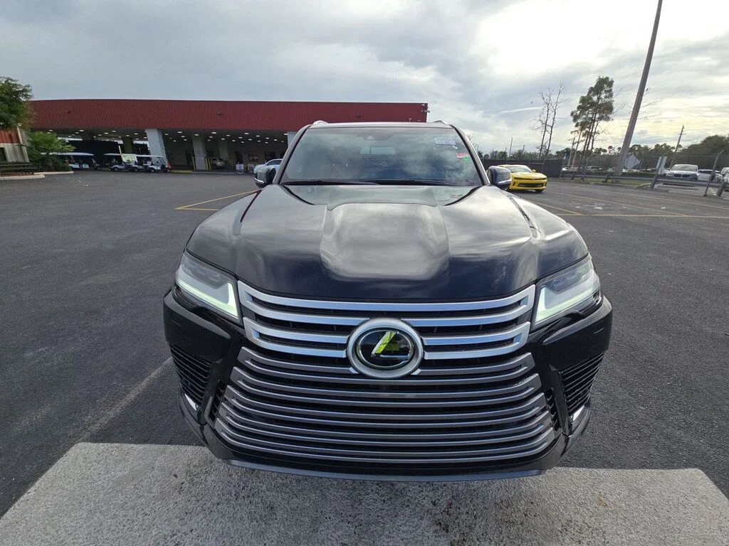 Lexus LX 600, 3.5 L, 2023 il, 24 140 km